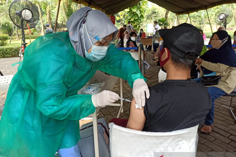 mobil vaksin keliling