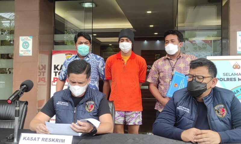 buron penganiaya polisi