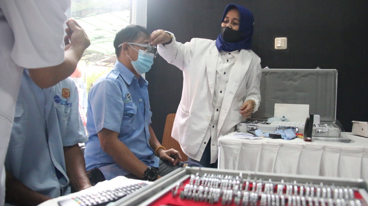 pengemudi Jak Lingko di wilayah Jakarta Utara