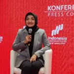 [2/2 23.56] Yudha Krastawan: Ketua Kelompok Kerja Sinergi Substansi Sosialisasi Satgas UU Cipta Kerja Tina Talisa [2/2 23.56] Yudha Krastawan: Foto: tina_talisa (instagram)