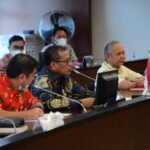 Menteri PUPR Basuki Hadimuljono menyambut kunjungan delegasi dari Jepang yang dipimpin oleh Advisor, The Building Center of Japan Senior Advisor, Japan Bank for International Cooperation (JBIC) Dr Hiroto Izumi di Hotel Fairmont, Jakarta, Kamis (30/3/2023) malam.