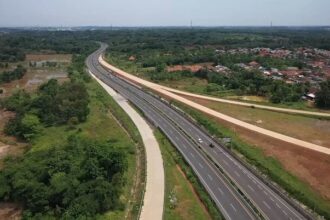 Hingga Maret 2023 terdapat 70 ruas jalan tol operasi yang dikelola oleh 49 BUJT dengan total panjang jalan tol 2.623,51 km. Ditargetkan hingga akhir 2024 akan tersambung jalan tol sepanjang total 3.196 km, dimana jalan tol yang saat ini dalam tahap konstruksi sepanjang 720 km.