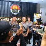 Kepala Divisi (Kadiv) Humas Polri Irjen Pol Sandi Nugroho saat dikonfirmasi oleh wartawan. Foto: Divisi Humas Polri.