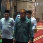 Mantan Sekjen Partai Golkar, Idrus Marham dalam kegiatan Pemberian Bingkisan Kepada Fakir Miskin Dan Anak Yatim di Masjid Istiqlal, Jakarta, Sabtu (15/4). Foto: Ist.