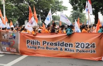 Ribuan buruh dilarang dekati Istana dan gedung MK