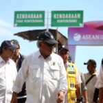 Jelang penyelenggaraan KTT ASEAN ke-42 pada 9-11 Mei 2023, Menteri Pekerjaan Umum dan Perumahan Rakyat (PUPR) Basuki Hadimuljono meninjau sejumlah infrastruktur penunjang KTT ASEAN di di Labuan Bajo, Kabupaten Manggarai Barat, Nusa Tenggara Timur (NTT), Minggu (7/5).