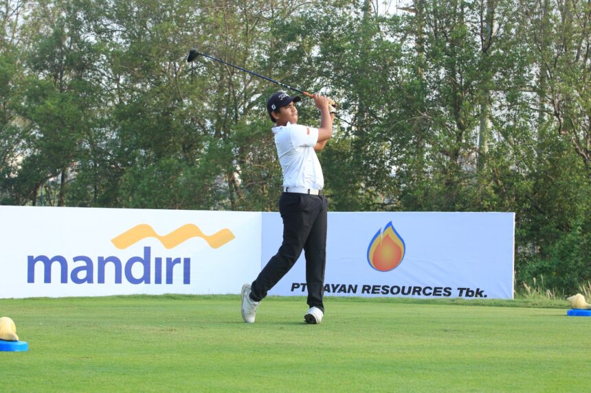 Parin Sarasmut melanjutkan dominasi di puncak klasemen Boys Overall dengan skor total 132. Foto: Ciputra Golfpreneur Foundation.