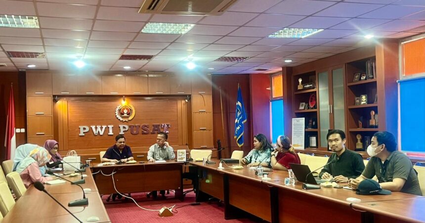 Pantia pelaksana Fun Walk/Jalan Santai PWI Pusat dalam rangka HUT ke-62 Ikatan Keluarga Wartawan Indonesia (IKWI) mempercepat penutupan pendaftaran menjadi Minggu, 2 Juli 2023 malam, dari semula 7 Juli 2023.