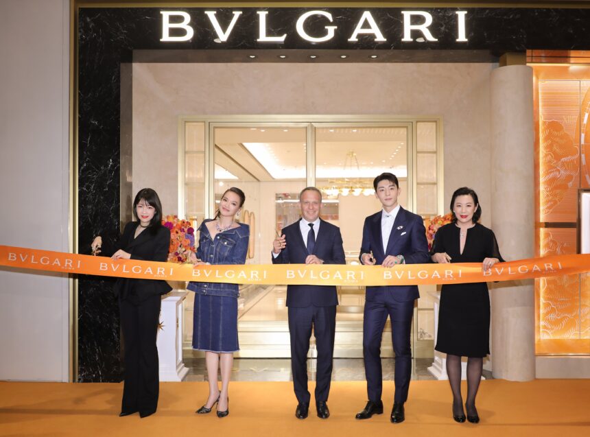Bulgari ketika membuka gerai butiknya di Plaza 66 Shanghai, China beberapa waktu lalu.