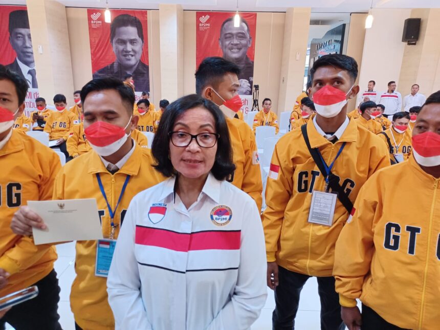 Direktur Penempatan Pemerintah Kawasan Asia dan Afrika Badan Pelindungan Pekerja Migran Indonesia (BP2MI), Seriulina Tarigan mewakili Kepala BP2MI, Benny Rhamdani dalam acara Pelepasan Pekerja Migran Indonesia Program G-TO-G Korsel 2023 di Aula KH. Abdurahman Wahid kantor BP2MI, Jalan Gatot Subroto, Jakarta Selatan, Senin (17/7). Foto: Joesvicar Iqbal/ipol.id