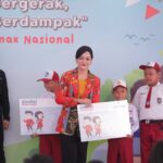 Kepala Eksekutif Pengawas Perilaku Pelaku Usaha Jasa Keuangan, Edukasi dan Pelindungan Konsumen OJK Friderica Widyasari Dewi dalam perayaan Hari Anak Nasional di Plaza Balaikota Pemerintah Kota Bogor, Selasa.