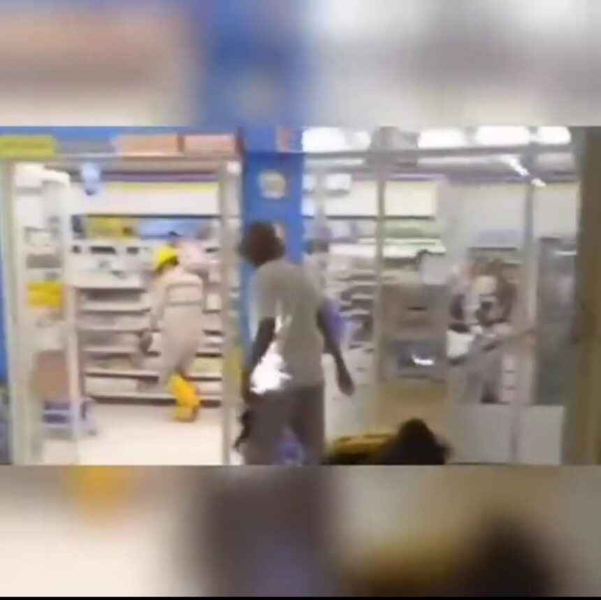 Anggota DPRD Frasksi PDI-P Kabupaten Halmahera Tengah Ngamuk, Foto : Twitter, @reeport.id