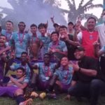 Selebrasi Dejan FC usai pembagian hadiah yang diberikan Wakil Wali Kota Tangsel, Pilar Saga Ichsan.(Ist).