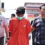 Remaja bernama Andre yang ditangkap Polres Inhu lantaran meracuni kekasihnya, si gadis cantik. Foto: Polres Inhu
