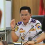 Kadishub DKI Jakarta, Syafrin Liputo menghimbau agar transportasi umum tidak dipasangkan alat peraga kampanye.(foto dok Dishub)