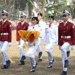 Mahasiswa, tenaga pendidik, tenaga kependidikan dan alumni Universitas Kristen Indonesia (UKI) mengikuti Upacara Pengibaran Bendera dalam rangka memperingati Hari Kemerdekaan Republik Indonesia ke-78, tanggal 17 Agustus 2023 di Lapangan UKI, Cawang.