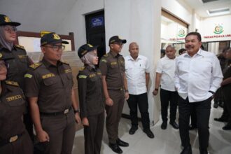 Jaksa Agung ST Burhanuddin (kanan).