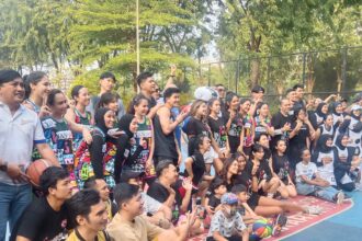 Rangkaian acara main basket bareng figur publik, atlet, dan masyarakat bertajuk Basketball Meet Up yang digelar oleh Panitia Pelaksana Lokal (LOC) FIBA World Cup 2023 mencapai puncaknya pada Sabtu (19/8/2023). Foto/ipol