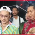 Densu saat ditemui di Polda Metro Jaya, Foto: Instagram @lambe_turah