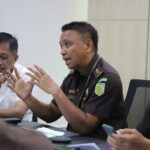 Direktur Ideologi, Politik, Pertahanan dan Keamanan (Direktur A) Jamintel, Jacob Hendrik Pattipeilohy saat melakukan pengarahan serta monitoring tindaklanjut Rakernis Bidang Intelijen Tahun 2023 di Jakarta, Rabu (4/10).