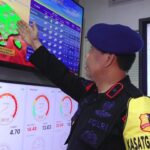 Kasatgas Tindak Operasi Tribrata Agung 2023 Brigjen Pol Waris Agono menunjukkan titik pengamanan penyelenggaraan Konferensi Tingkat Tinggi (KTT) Archipelagic and Island State (AIS) Forum 2023 di Bali pada 10-11 Oktober 2023 dalam Operasi Tribrata Agung 2023. Foto: Divhumas Polri