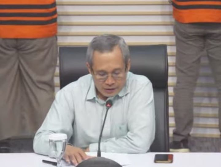 Wakil Ketua KPK, Alexanser Marwata dalam jumpa pers di Gedung Merah Putih, Jakarta, Kamis (9/11). Foto: Tangkapan layar YT KPK RI