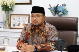 Menteri Agama (Menag) Yaqut Cholil Qoumas saat menjelaskan pelunasan biaya haji 2024. Foto: Kemenag