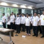 Panitia ajudikasi, satuan tugas yuridis, fisik dan administrasi Pendaftaran Tanah Sistematis Lengkap (PTSL) Kantor Pertanahan Kota Depok tahun 2024 resmi dilantik oleh Kepala Badan Pertanahan Nasional (BPN) Kota Depok, Indra Gunawan, Rabu 31 Januari 2024. (Foto BPN Kota Depok)