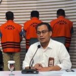 Kabag Pemberitaan KPK, Ali Fikri dalam jumpa pers pekan lalu. Foto: Live streaming YT KPK RI