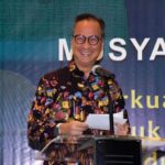 Menteri Perindustrian Agus Gumiwang Kartasasmita
