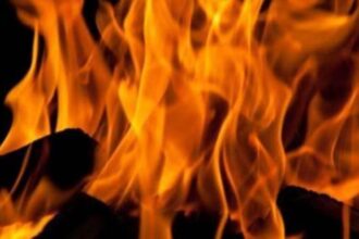 Ilustrasi kebakaran di wilayah Cipatyung, Jakarta Timur. Foto: Freepik