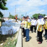 Menteri Pekerjaan Umum dan Perumahan Rakyat (PUPR) Basuki Hadimuljono mengintruksikan agar perbaikan darurat tanggul Sungai Wulan di Kabupaten Demak, Provinsi Jawa Tengah yang jebol akibat hujan lebat pada 3 hingga 5 Februari 2024 lalu dapat selesai dalam tiga hari ke depan. Foto/pupr