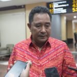 Penjabat Gubernur Sulsel, Bahtiar Baharuddin menyampaikan duka mendalam kepada korban meninggal dunia akibat longsor di jalan Desa Bonglo Kecamatan Bastem Utara, Kabupaten Luwu, Senin, 26 Februari 2024. Foto/dok/ipol