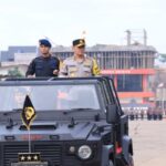 Kepala Operasi Mantap Brata 2023-2024, Komjen Pol. Fadil Imran saat apel gelar pasukan dalam rangka pengamanan Pemilu 2024 Harkamtibmas di Pusat Latihan Brimob, Cikeas, Jawa Barat, Rabu (7/2/2024). Foto: humas Polri