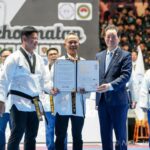 Credit: Ketua Umum Komite Olimpiade Indonesia dan Ketua Umum Taekwondo Indonesia mendapakan sabuk kehormatan dari Chairman Kukkiwon, Selasa (27/2).