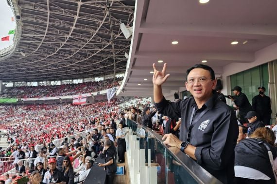 Politikus PDIP Basuki Tjahaja Purnama alias Ahok saat kampanye mendukung Ganjar Pranowo-Mahfud MD di Pilpres 2024. Dok: source for JPNN.
