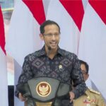 Nadiem Makarim resmi umumkan perubahan seragam terbaru tahun 2024 mulai dari tingkatan SD SMP hingga SMA. Foto: IG, @nadiemmakarim (tangkap layar)