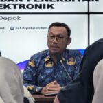 Kepala BPN Kota Depok Indra Gunawan didampingi jajaran melakukan rapat koordinasi internal terkait Kantor Sertifikat yang berlangsung di Aula Kantor Pertanahan Kota Depok, Senin 20 Mei 2024. (Foto: BPN Kota Depok)