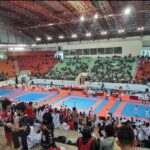 Ilustrasi pecinta bola voli memenuhi Gedung Olahraga Jatidiri Semarang, Jateng. Foto: Dok PLN