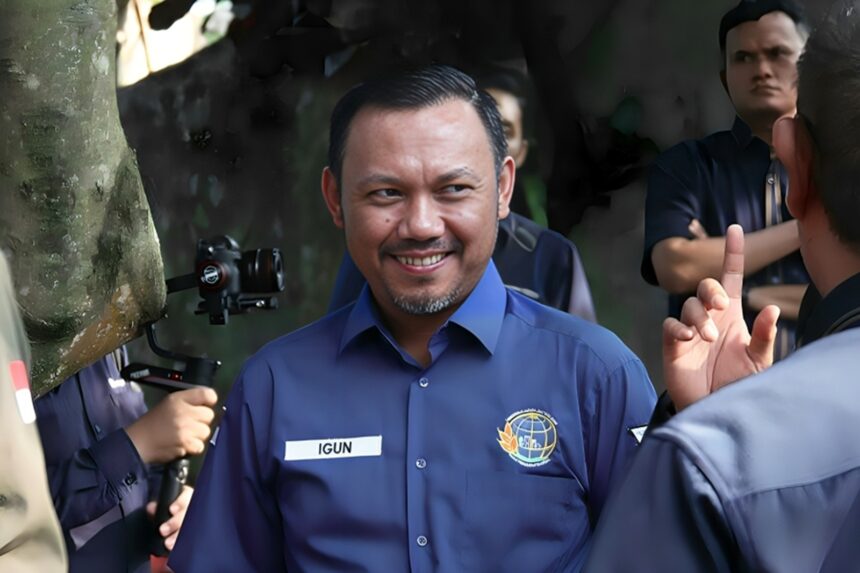 Kepala BPN Kota Depok Indra Gunawan di sela kunjungan Menteri ATR/BPN Agus Harimurti Yudhoyono (AHY) ke Tapos, Kota Depok belum lama ini. (Foto Dok/BPN)