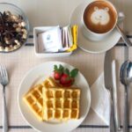 Mulai dari bulan Mei hingga September 2024 mendatang, hotel yang terletak di kawasan hunian CitraGran Cibubur ini menawarkan paket spesial Weekday Buffet Breakfast di setiap hari Senin hingga Jumat mulai dari jam enam pagi hingga sepuluh pagi, yang ditawarkan dengan harga Rp108.000 net per orangnya. Foto: Ist