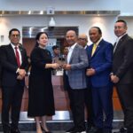 Ketua DPR Puan Maharani usai menetapkan Pimpinan Banggar DPR RI periode 2024–2029 di gedung Nusantara II, Senayan, Jakarta, Selasa (22/10/2024). Foto: